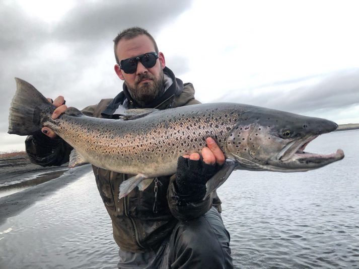 Björn Hlynur með 92 sm sjóbirting