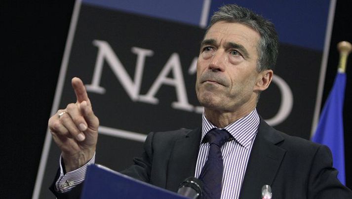 Anders Fogh Rasmussen, framkvæmdastjóri Atlantshafsbandalagsins, ræddi við blaðamenn í Brussel í gær. Varnarmálaráðherrar sambandsins munu funda áfram í dag. fréttablaðið/ap