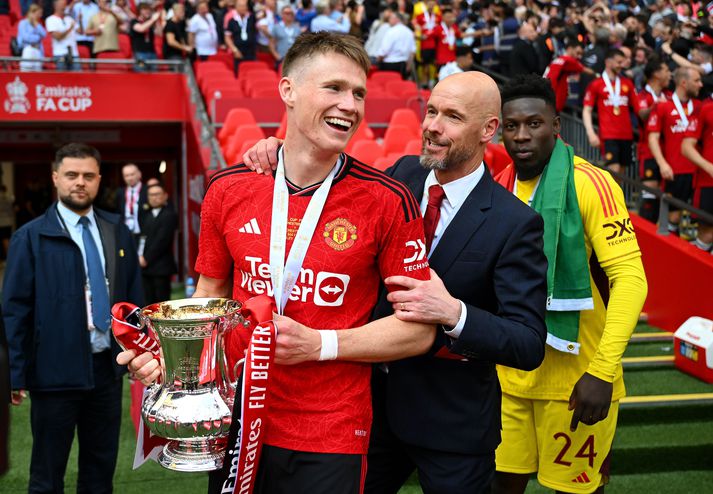 Scott McTominay og Erik ten Hag á góðri stundu.