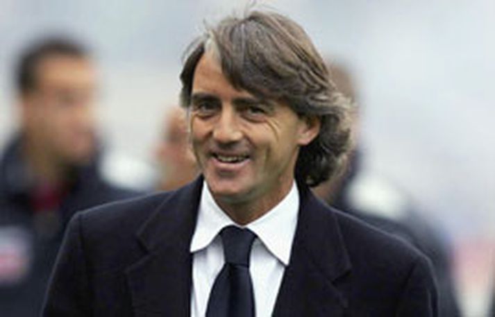 Mancini er að missa vonina um að ná Juventus að stigum á toppnum í A-deildinni á Ítalíu