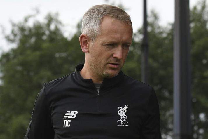 Neil Critchley hefur unnið fyrir Liverpool í sex ár.