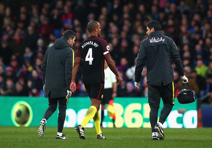 Kompany fékk höfuðhögg og fór af velli gegn Crystal Palace um síðustu helgi.