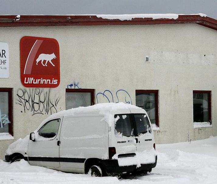 Húsleitir og handtökur Úlfurinn hefur veitt stóru fyrirtækjunum Byko og Húsasmiðjunni samkeppni í sölu grófra vara á borð við gips og steypustyrktarjárn. Nú hefur Samkeppniseftirlitið kært meint ólöglegt samráð fyrirtækjanna. Fréttablaðið/Pjetur