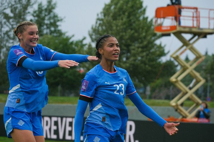 Sveindís Jane Jónsdóttir var í skýjunum eftir 3-0 sigur gegn Þýskalandi.