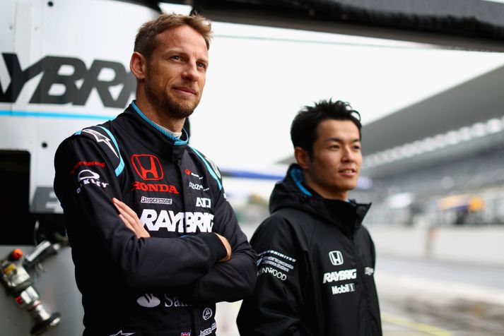 Fyrrum Formúlu 1 heimsmeistarinn Jenson Button var liðsfélagi Yamamoto í Super GT mótaröðinni í fyrra.