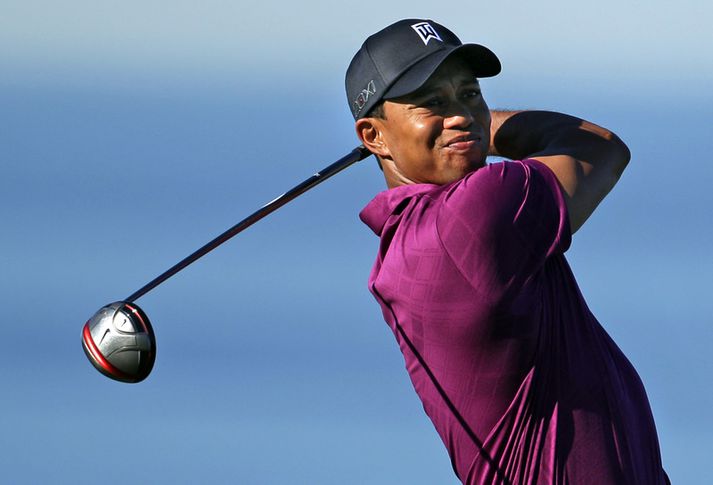 Tiger Woods er á  meðal keppenda og mætir hann Dananum Thomas Björn í fyrstu umferð