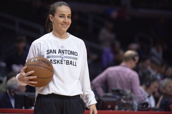 Becky Hammon hefur farið heldur betur af stað sem þjálfari í NBA-deildinni.