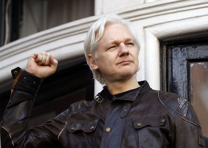 Julian Assange hefur haldið til í sendiráðinu frá 2012.