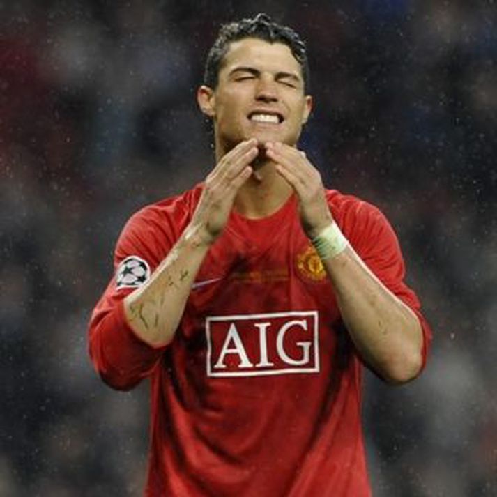 Ronaldo verður áfram með Manchester United.