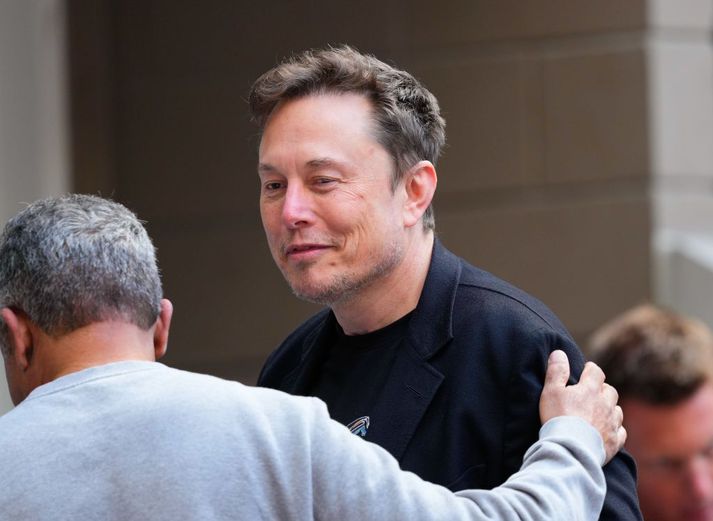 Musk eyddi færslunni skömmu eftir að hann birti hana.