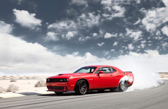 Dodge Challenger Hellcat setur öll 707 hestöflin niður á afturöxulinn.