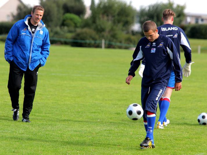 Kristinn Steindórsson leikur sér með boltann á æfingu í gær.