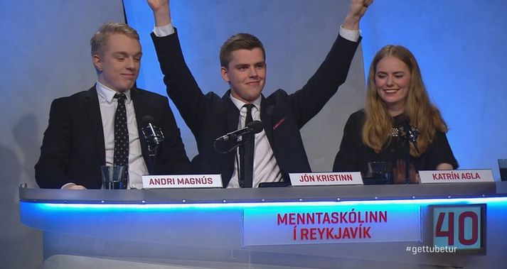 Lið MR skipuðu þau Jón Kristinn Einarsson, Katrín Agla Tómasdóttir og Andri Magnús Eysteinsson.