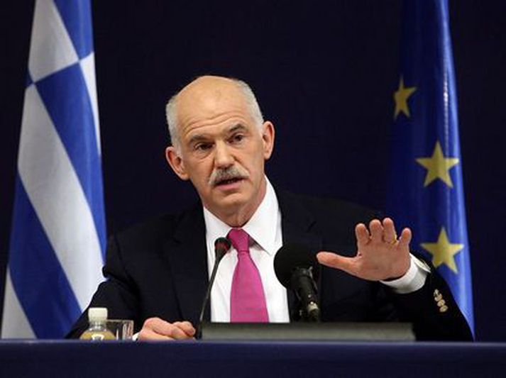 Papandreou, forsætisráðherra Grikklands, er við það að láta af störfum.