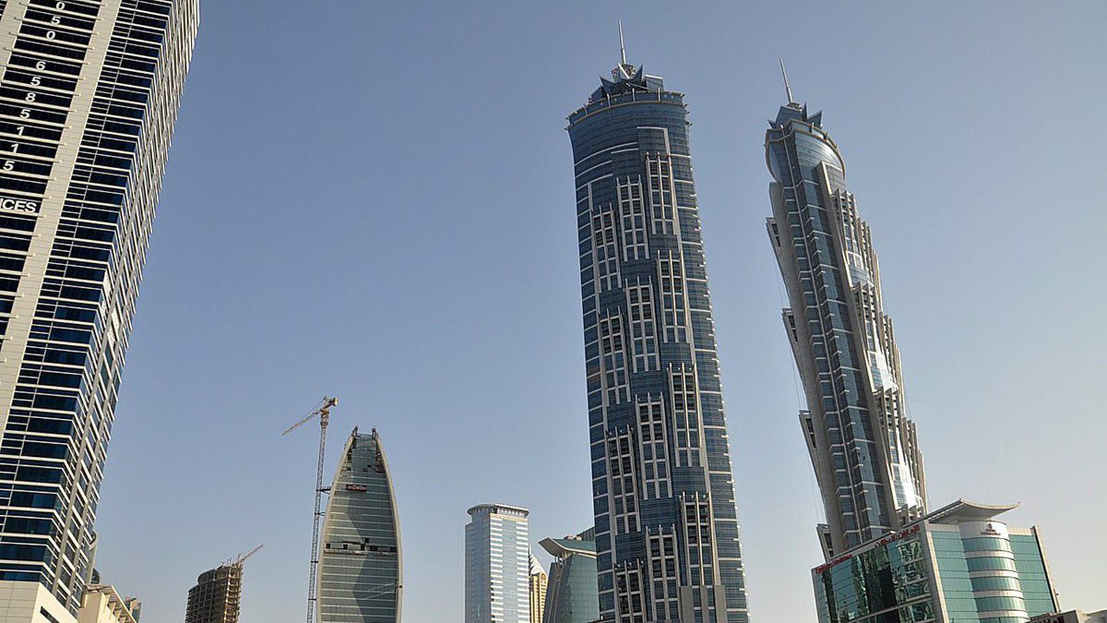 Высокие здания. Башни-Близнецы Emirates Park Tower. Дубай Тауэрс Дубай. Башня Алмас Дубай. Небоскреб Алмас Дубай.