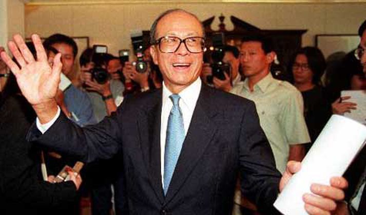 Li Ka-shing, búsettur í Hong Kong, er auðugasti Asíubúinn.