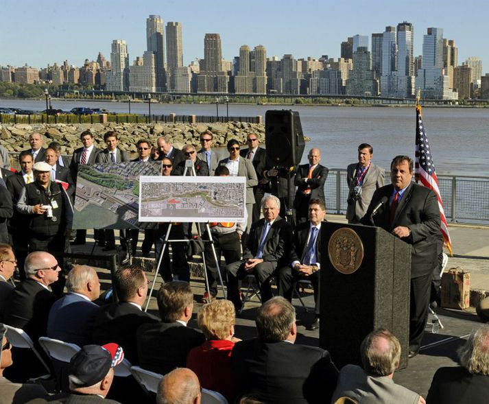 Brautin og áform um mótið í New York var kynnt síðastliðið haust með Manhattan í baksýn.