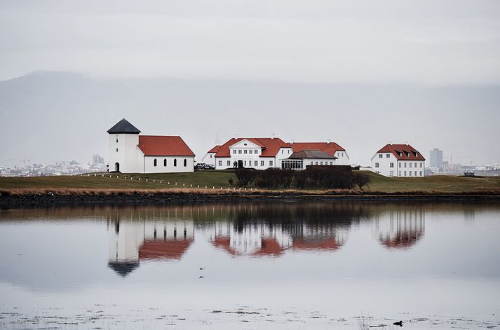 Ríkisráðsfundirnir fara fram á Bessastöðum.