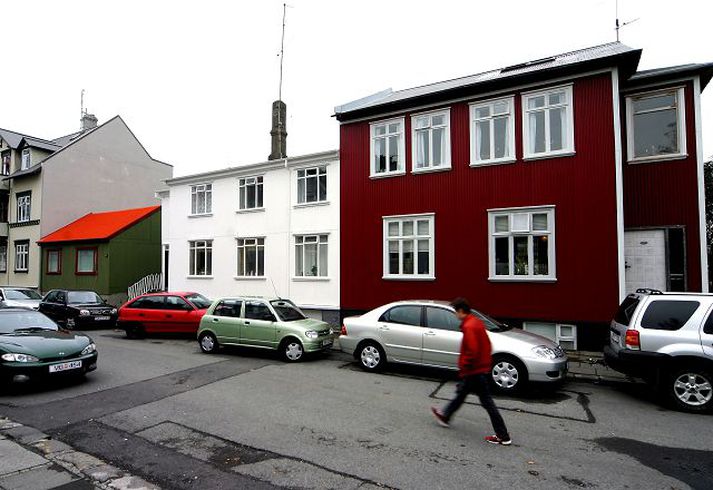 LINDARGATA Verndun götumyndar á þessu svæði við Lindargötu hefur verið aflétt, samkvæmt samþykktum borgarráðs og skipulagsráðs.