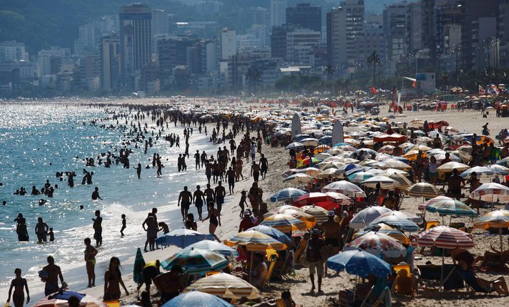 Brasilíska hagkerfið hefur dregist verulega saman undanfarna mánuði. Mynd frá Rio de Janeiro.