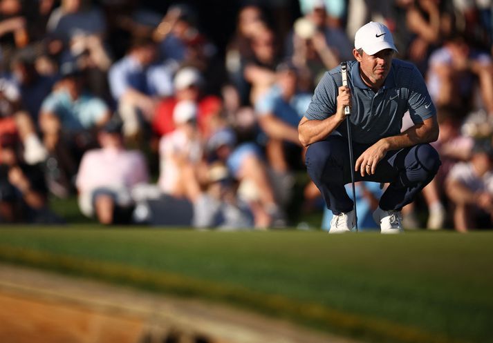 Rory McIlroy er í toppbaráttunni eftir fyrsta hringinn á Players meistaramótinu.