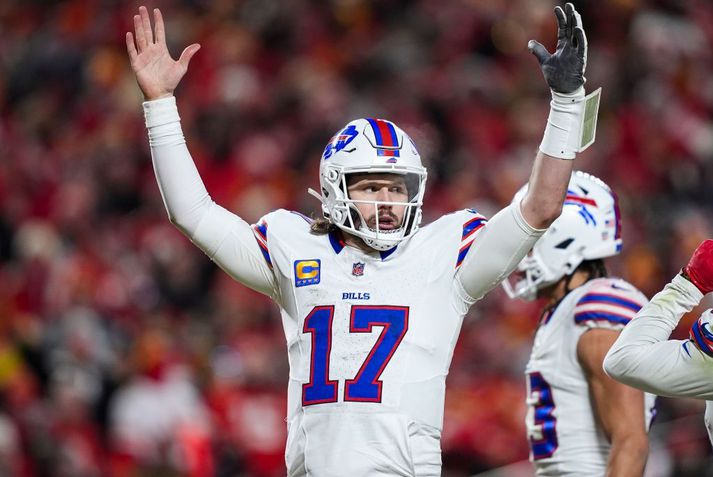 Enginn háskóli hafði áhuga á Josh Allen er hann kom úr framhaldsskóla. Hann er núna verðmætasti leikmaður NFL-deildarinnar.