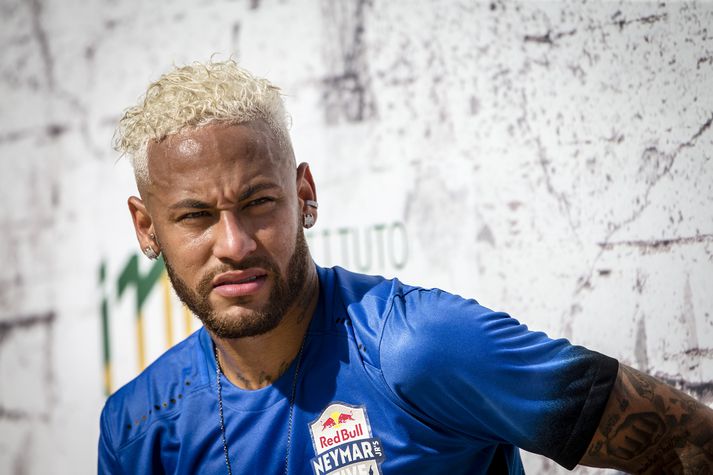 Neymar vill komast aftur til Barcelona.
