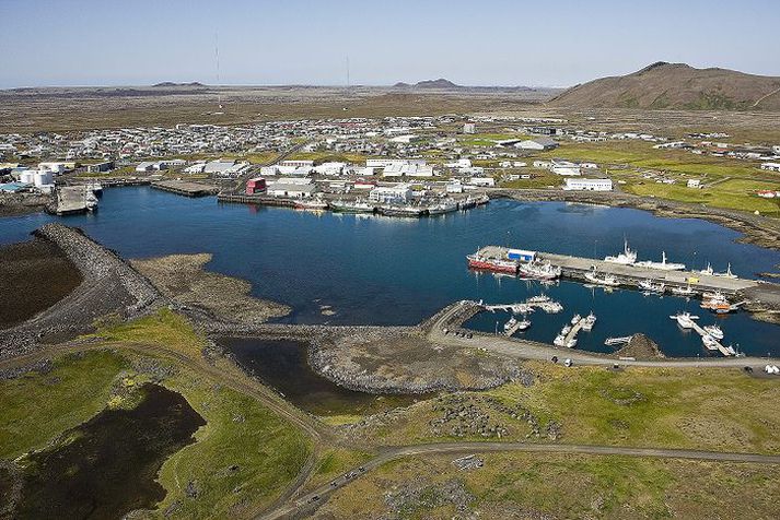 Vitlaust veður er nú í Grindavík, en það stoppaði ekki Sigurjón Veigar og Daníel til að sprella aðeins