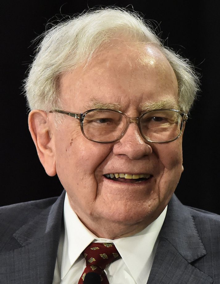 Greiða þarf fúlgur fjár til þess að fá að snæða með Warren Buffett. Fréttablaðið/EPA