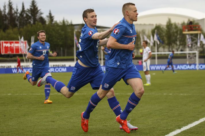 Kolbeinn Sigþórsson fagnar marki með landsliðinu. 