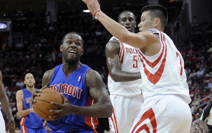 Jeremy Lin verst hér Rodney Stuckey.