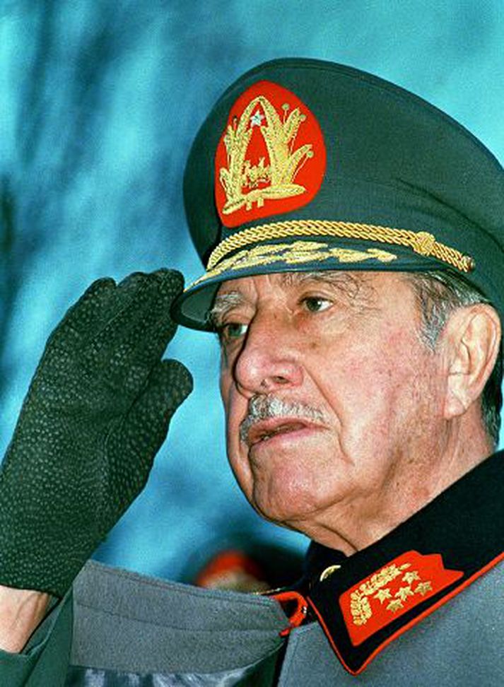 Augusto Pinochet
Fyrrverandi einræðisherra.