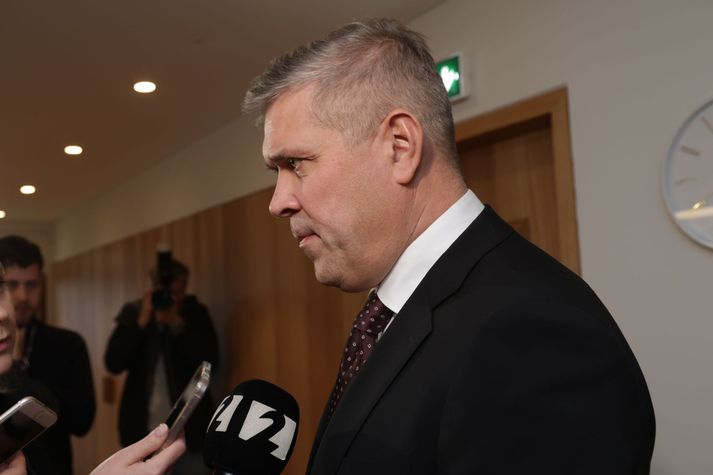 Bjarni að loknum ríkisstjórnarfundi.