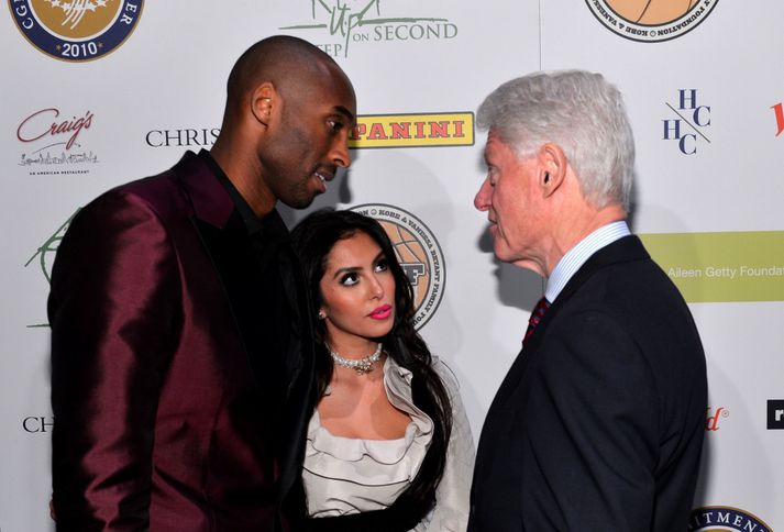 Kobe og Clinton fara yfir málin