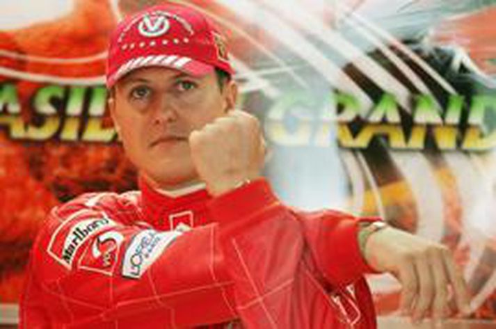 Michael Schumacher var mjög ánægður að vera kominn aftur á ráspól eftir erfitt tímabil í fyrra.