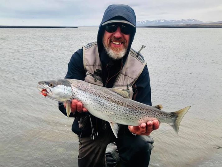 Atli Bergman með flottann sjóbirting