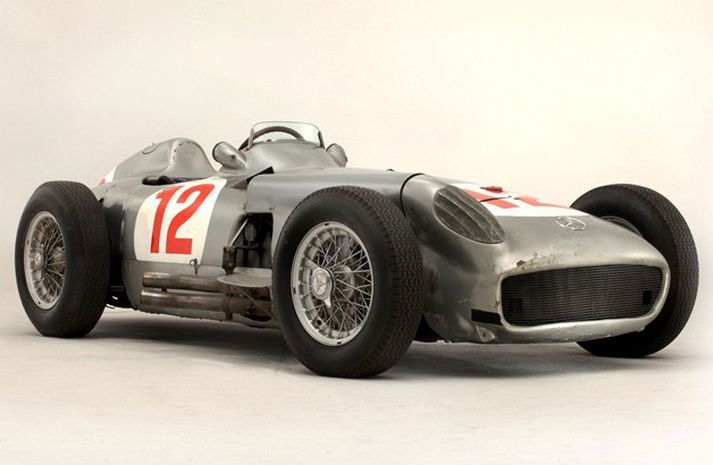 Mercedes Benz W196R sem Juan Manuel Fangio ók