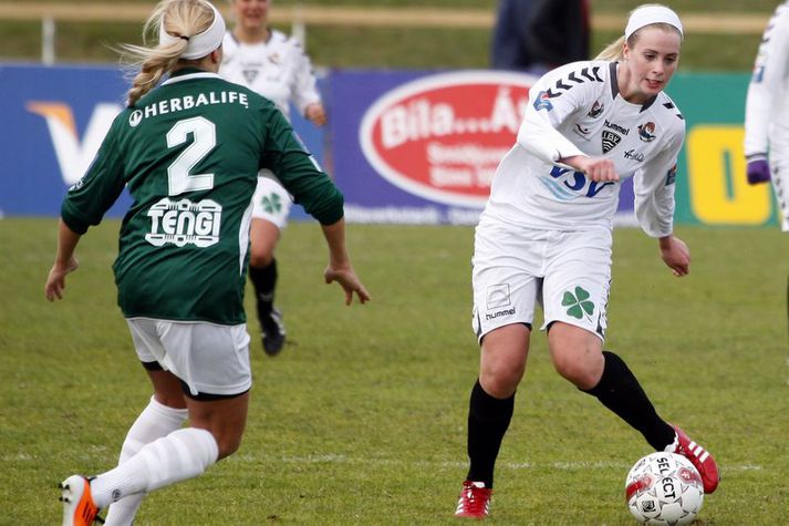 Berglind Björg Þorvaldsdóttir í leik með ÍBV á móti Breiðabliki.