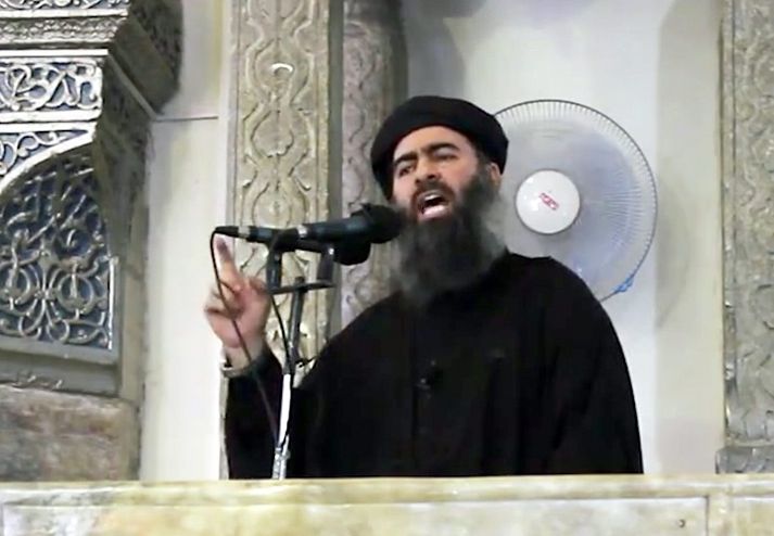 Al-Baghdadi birtist opinberlega í fyrsta sinn.
