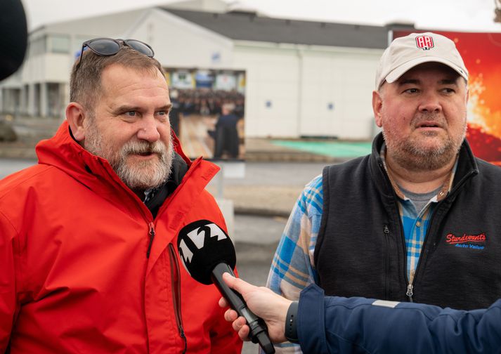 Bradley Peterson og Corey Bartlett, ferðamenn frá Minnesota-ríki í Bandaríkjunum.