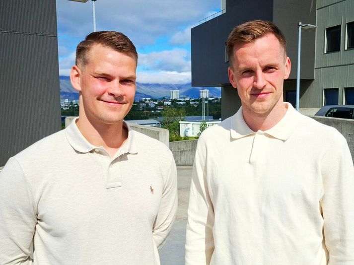 Hjálmtýr Alfreðsson og Viktor Örn Margeirsson starfa sem sálfræðingar meðfram því að spila í efstu deild í handbolta og fótbolta.