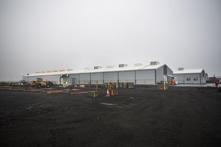 Starfsemi Genesis Mining, sem Hive Blockchain Technologies hefur keypt, er rekin í gagnaveri Advania á Fitjum í Reykjanesbæ. 