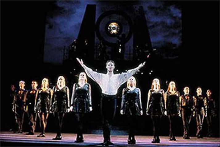 Michael Flatley fór fyrir Riverdance hópnum