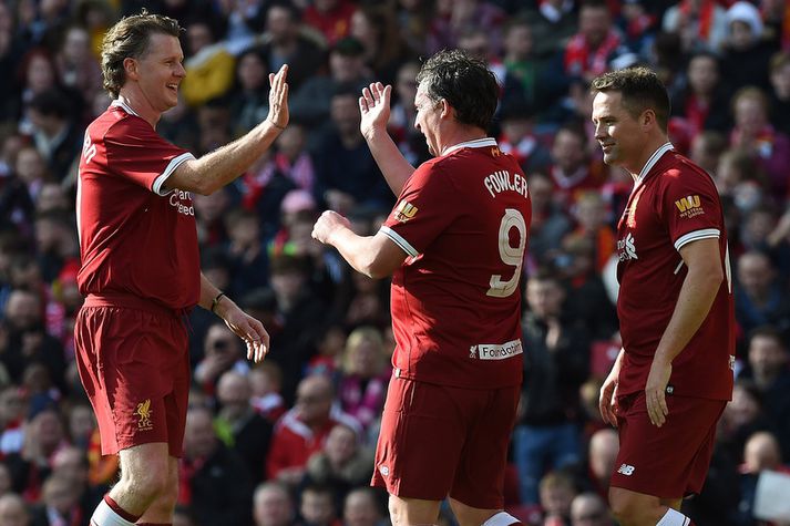 Robbie Fowler, Steve McManaman og Michael Owen fagna um helgina.