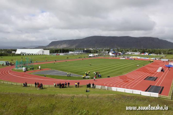 Frjálsíþróttaleikvangurinn á Selfossi er einn sá glæsilegasti á landinu.