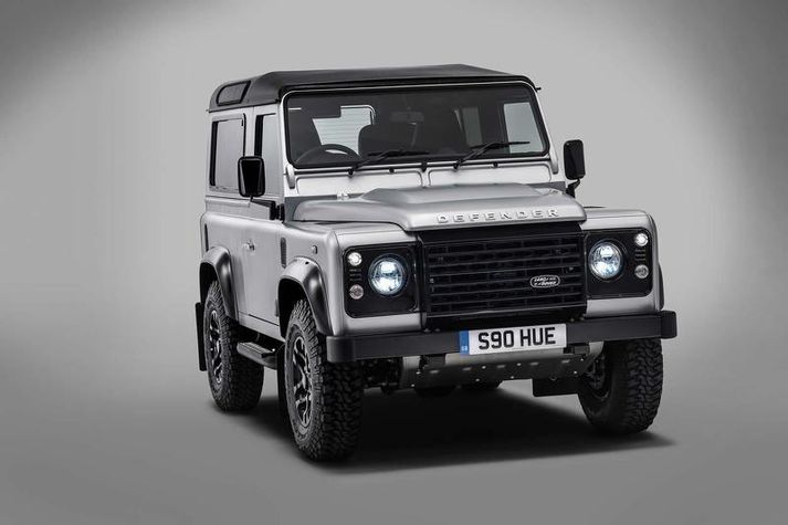 Land Rover Defender.