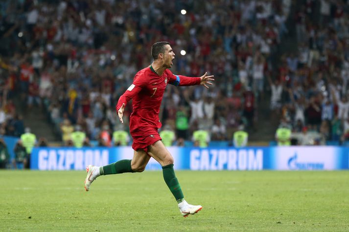 Ronaldo fagnar jöfnunarmarkinu.