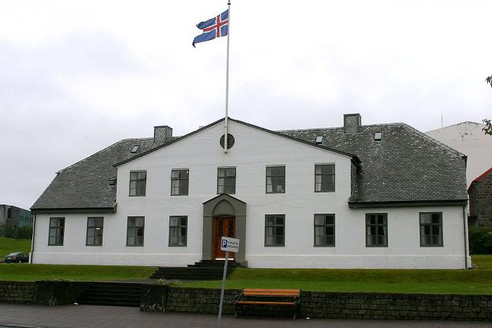  Stofnunum sem heyra undir stjórnarráðið hefur fækkað umtalsvert á 18 mánuðum.
