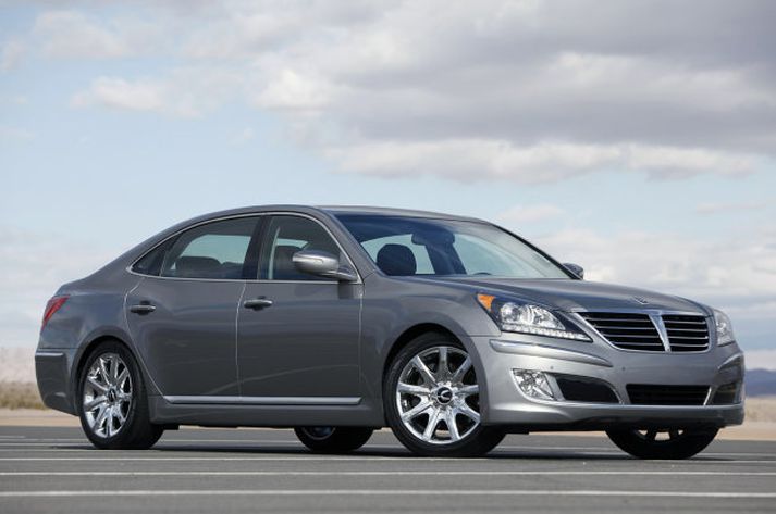 Hyundai Equus.