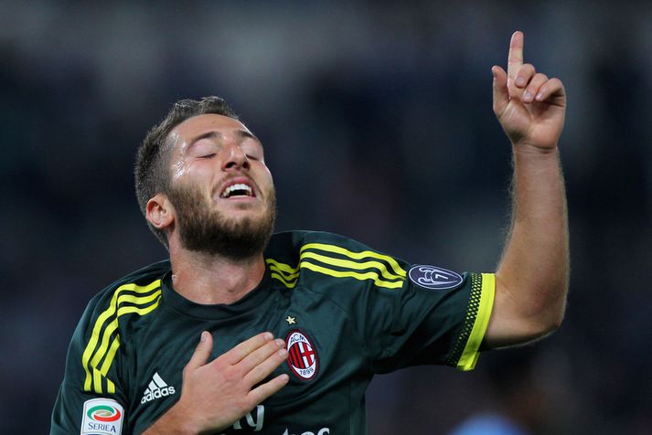 Andrea Bertolacci fagnar marki sínu.